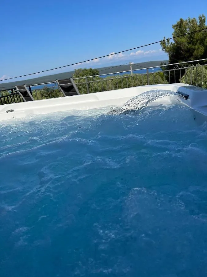 Podgora Experience Suite With Jacuzzi Nerezine