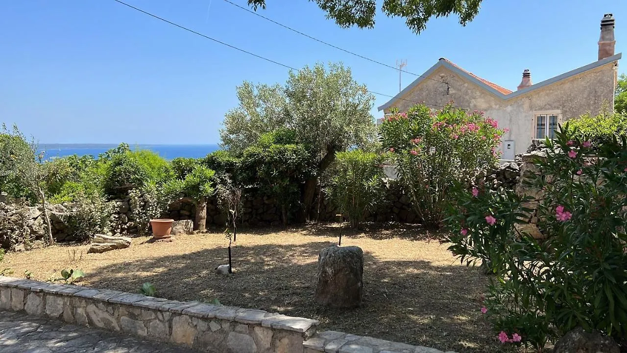 Podgora Experience Suite With Jacuzzi Nerezine