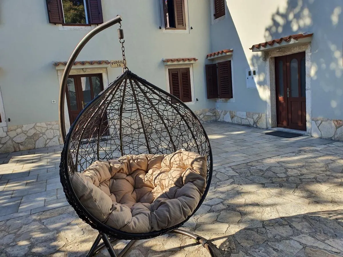 Podgora Experience Suite With Jacuzzi Nerezine Apartment