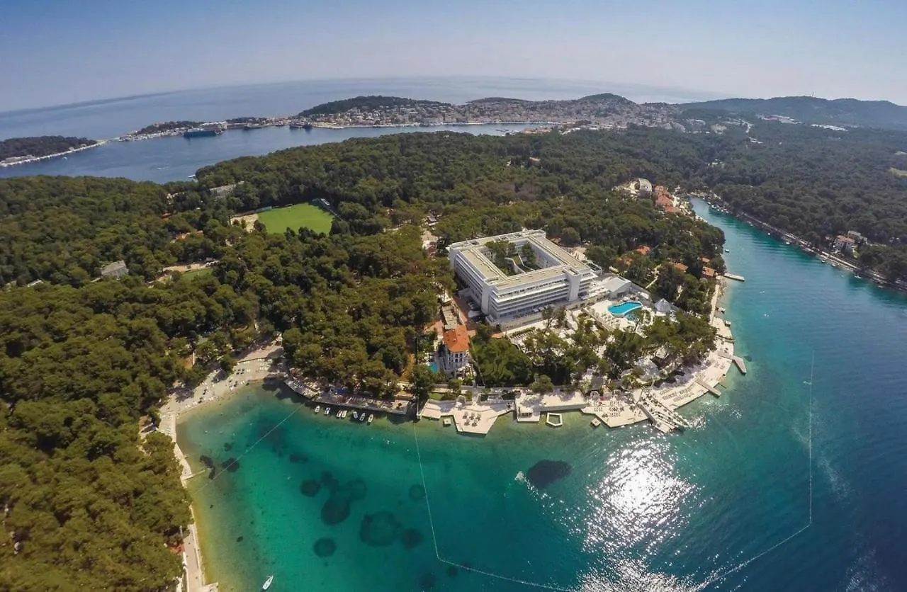 Podgora Experience Suite With Jacuzzi Nerezine Apartment